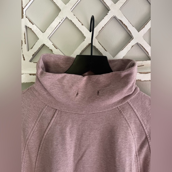 COPY - VARLEY Atlas Side Zip Sweatshirt In Ash Dusty Rose Size L -NO DRAWSTRING - Picture 8 of 15